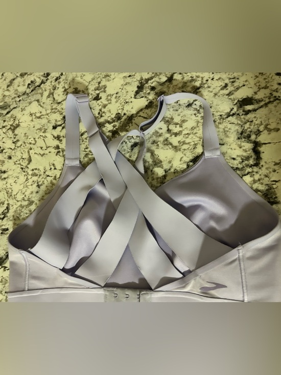 Brooks Lavender Sport Drive Interlace Run BRA size M Strappy High Compression - Picture 5 of 6
